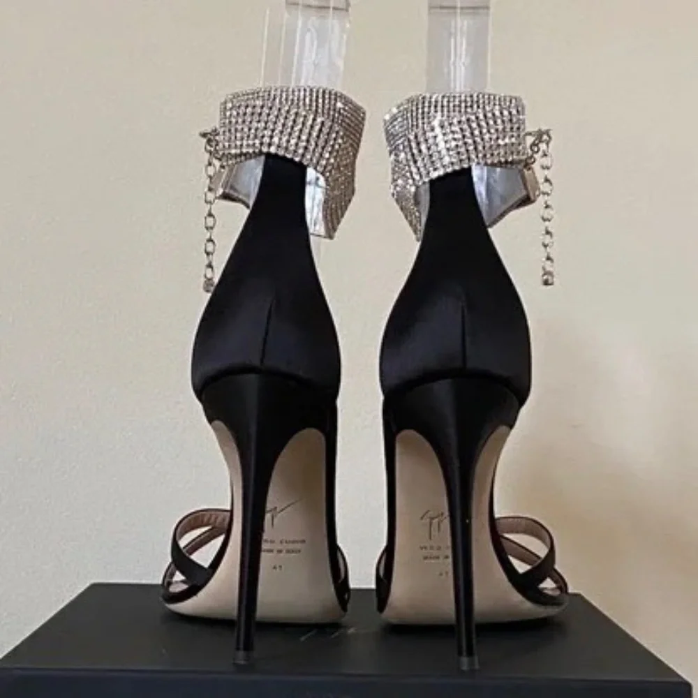 Giuseppe Zanotti Black Kanda Crystal Leather Stiletto Sandals New Size 3…
